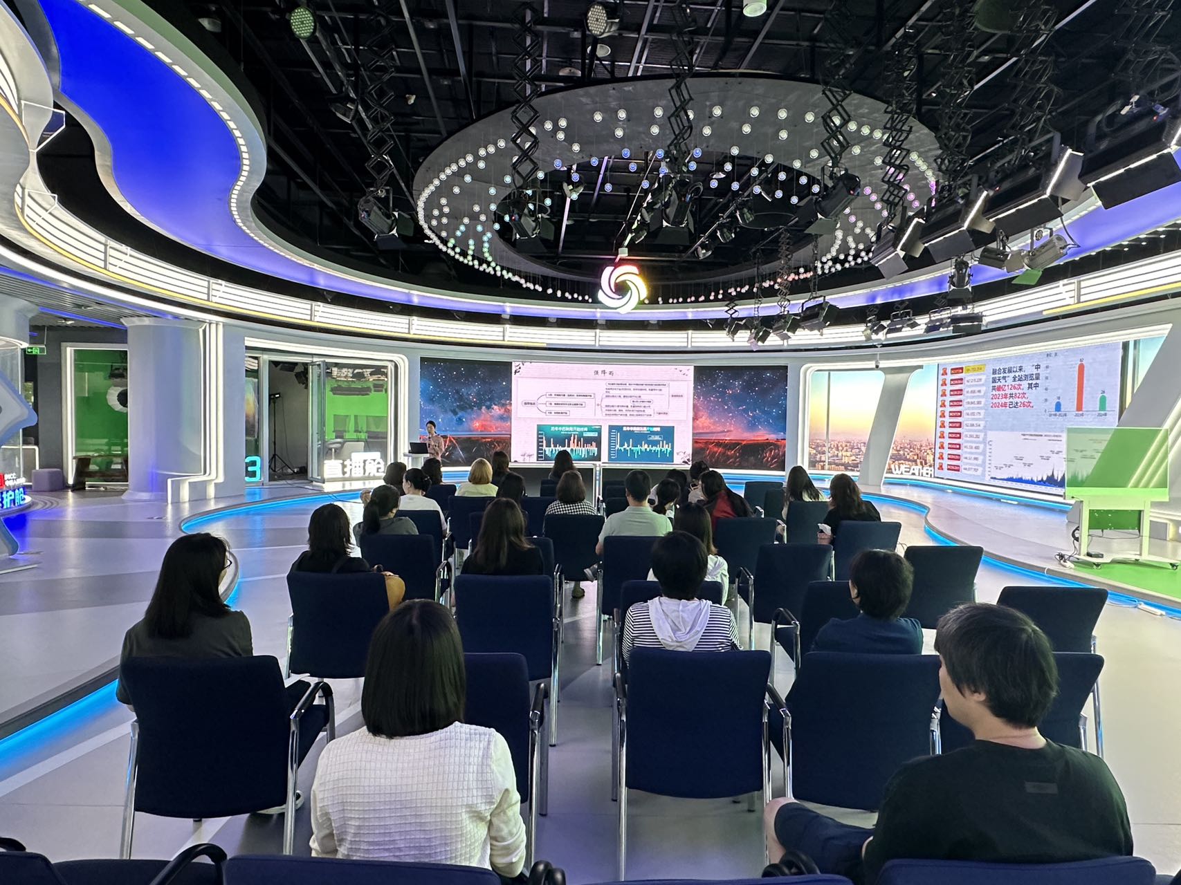 加强融合策划   提升融合效能——全媒体业务中心召开汛期策划会