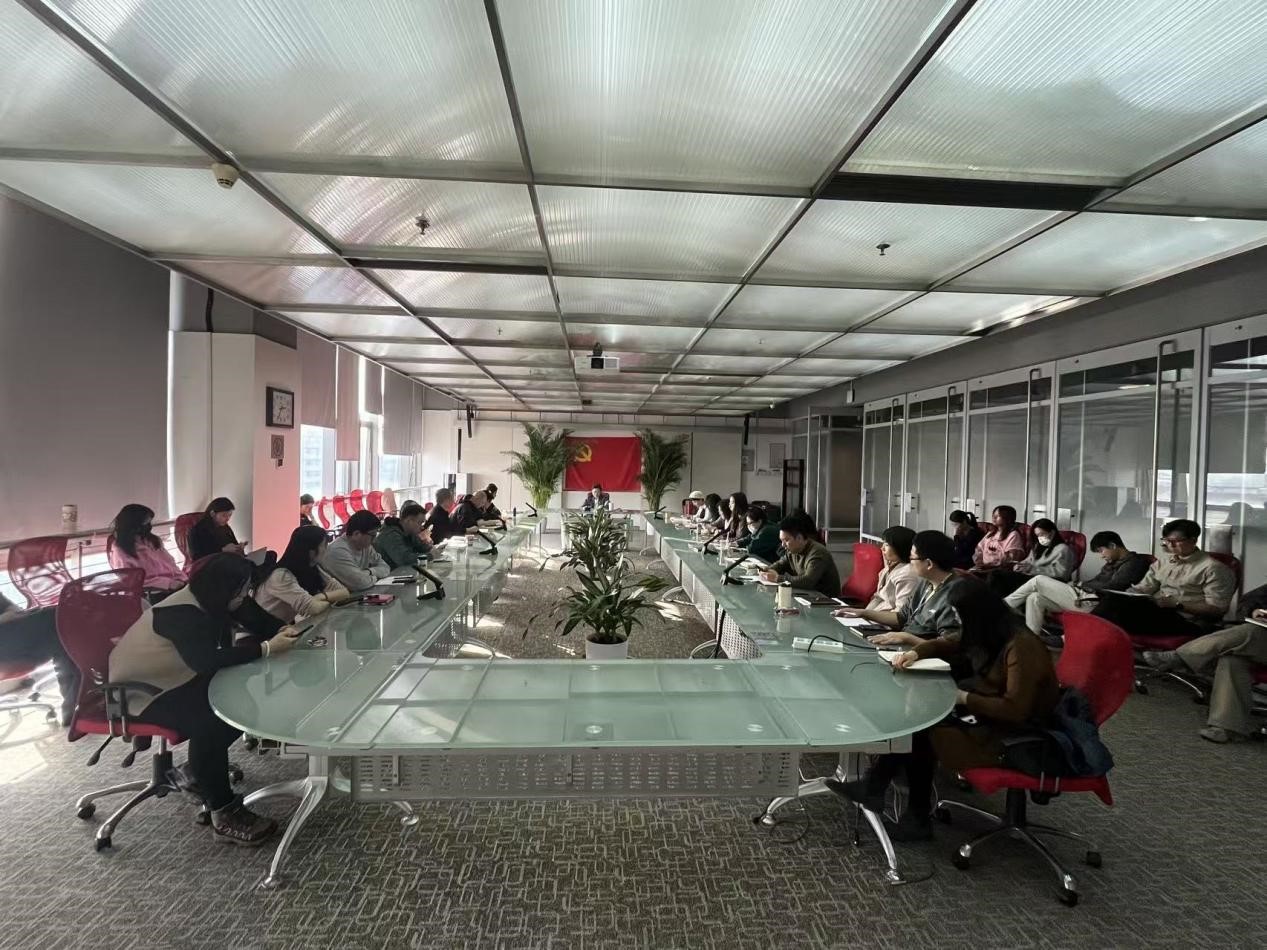 凝心聚力强队伍 学思践悟促转型 —全媒体运营中心第二党支部召开全体党员大会 凝心聚力强队伍 学思践悟促转型 —全媒体运营中心第二党支部召开全体党员大会