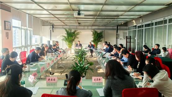 深学细悟明方向 实干笃行启新程——华风集团召开党委理论学习中心组(扩大)第五次学习会 深学细悟明方向 实干笃行启新程——华风集团召开党委理论学习中心组(扩大)第五次学习会